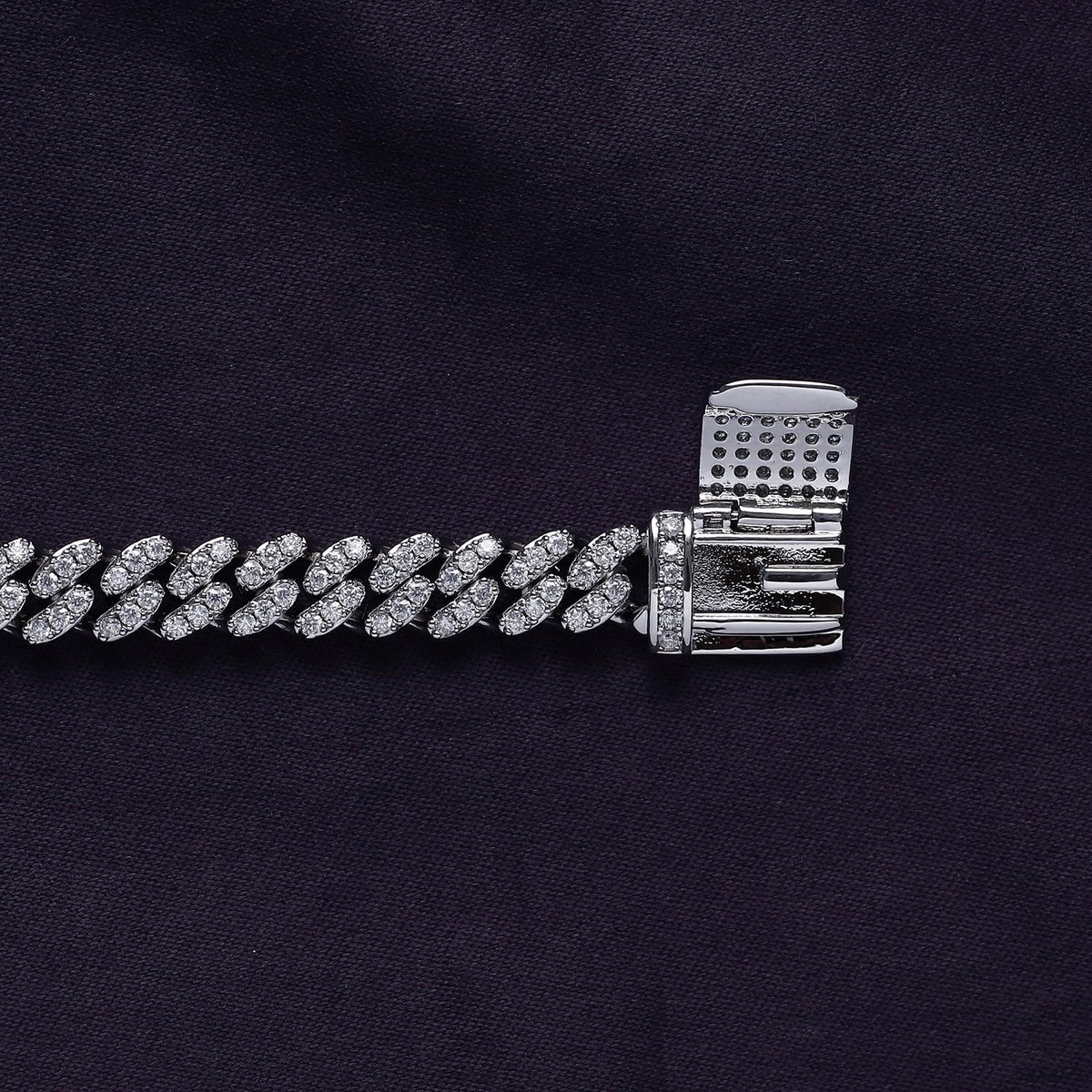 Miami Cuban Link Chain Necklace R28938